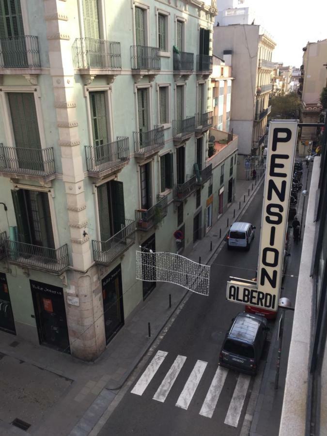 Pension Alberdi Барселона Экстерьер фото